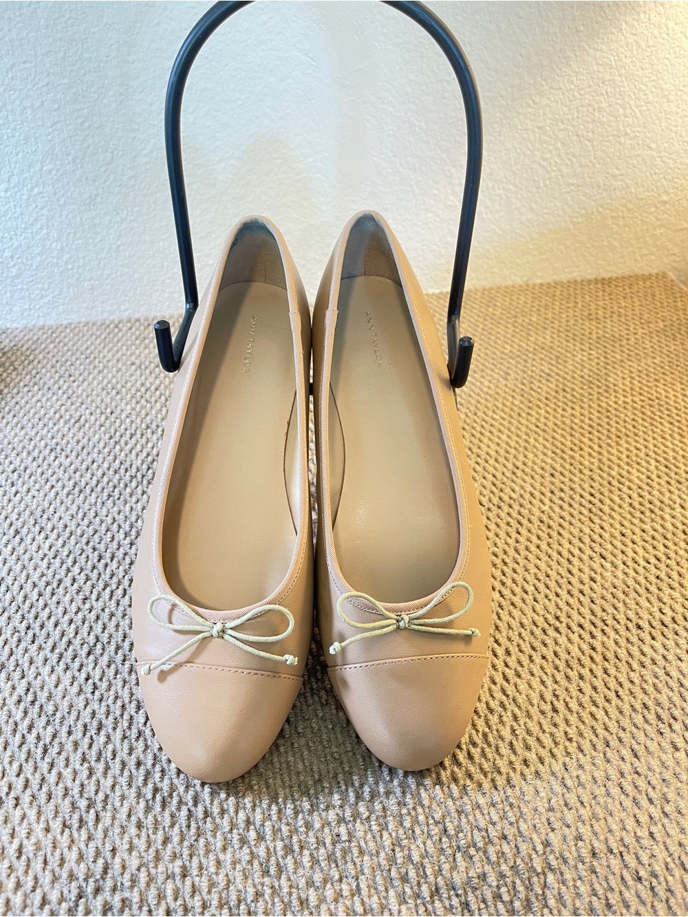 Ann Taylor Blush Beige Bow Cap-Toe Ballet Flats